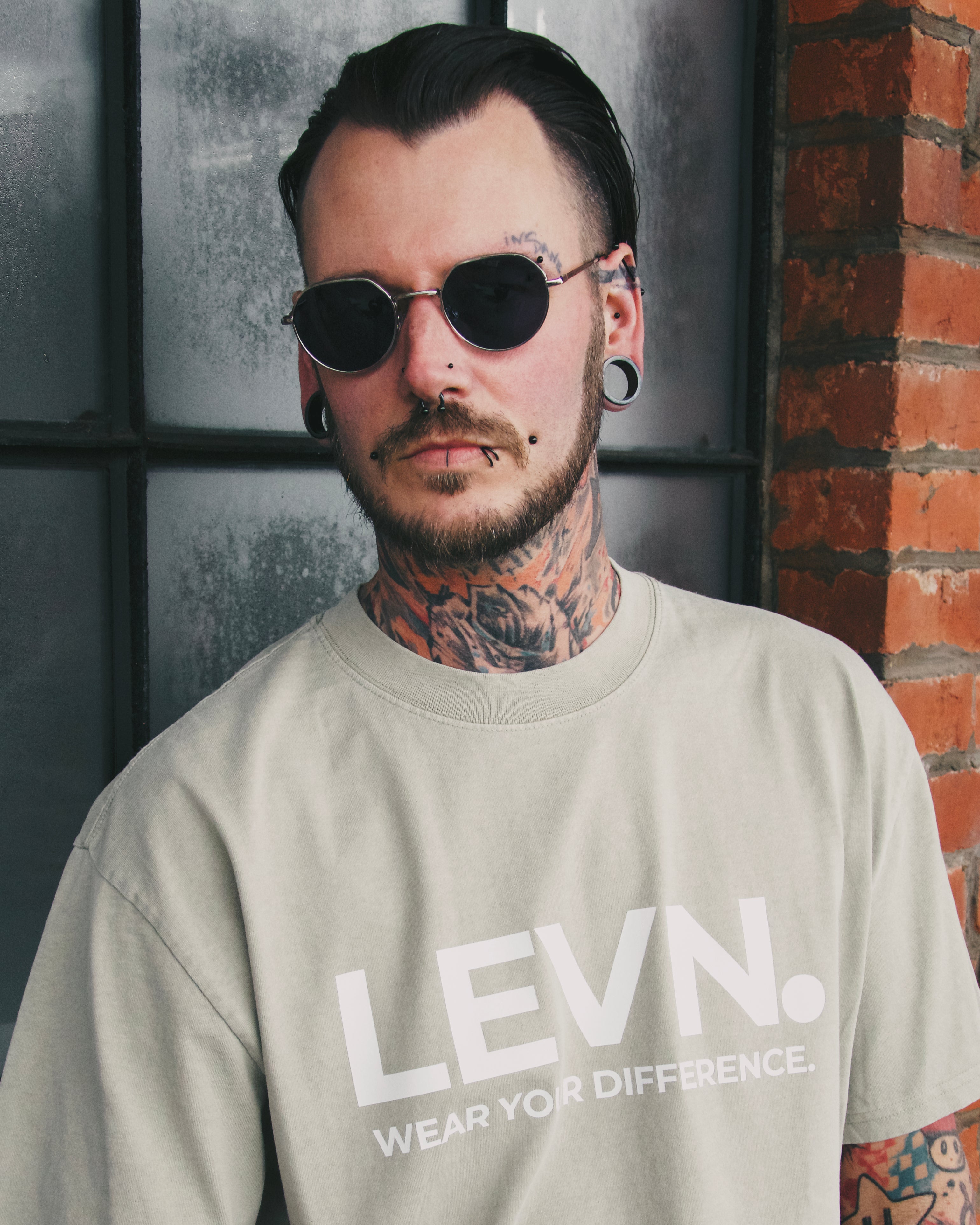 LEVN. Heavyweight Oversized Faded Tee - Generation LEVN.