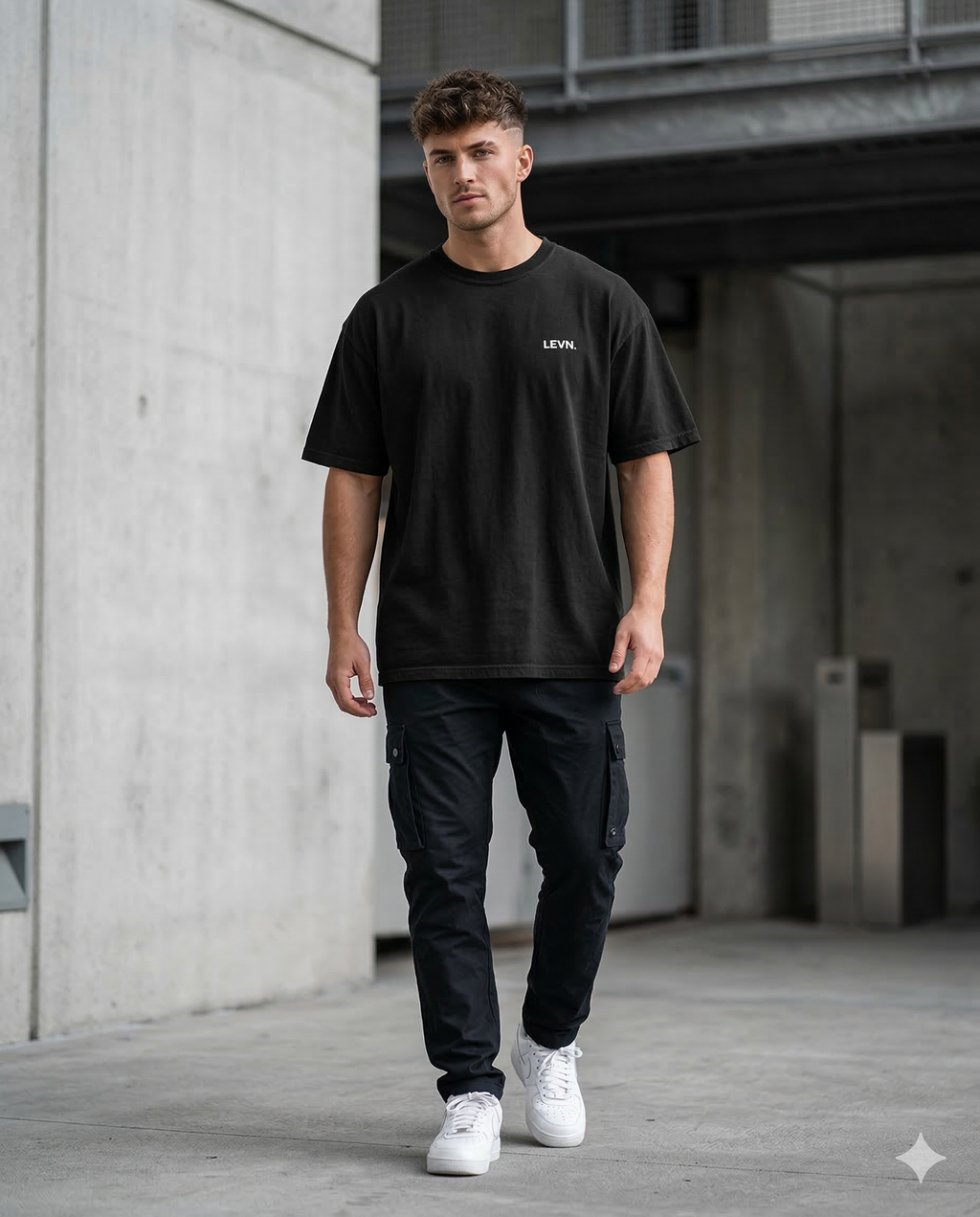 LEVN. Black Basic Stick